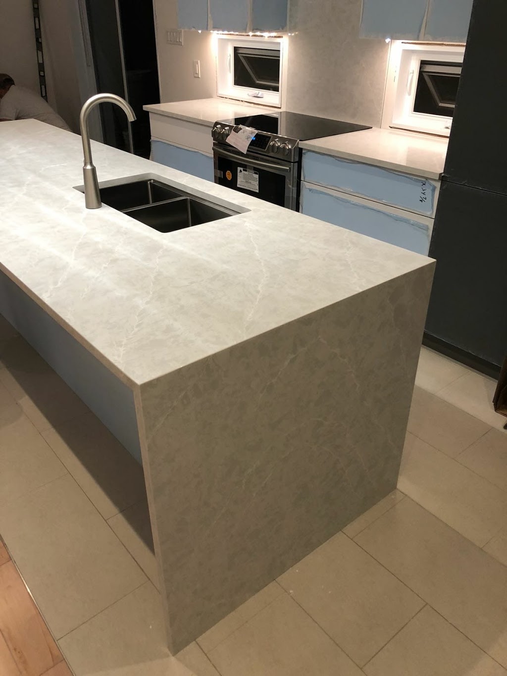 Lux-Granite.ca | 2182 Rue de la Métropole, Longueuil, QC J4G 1R5, Canada | Phone: (450) 679-2121