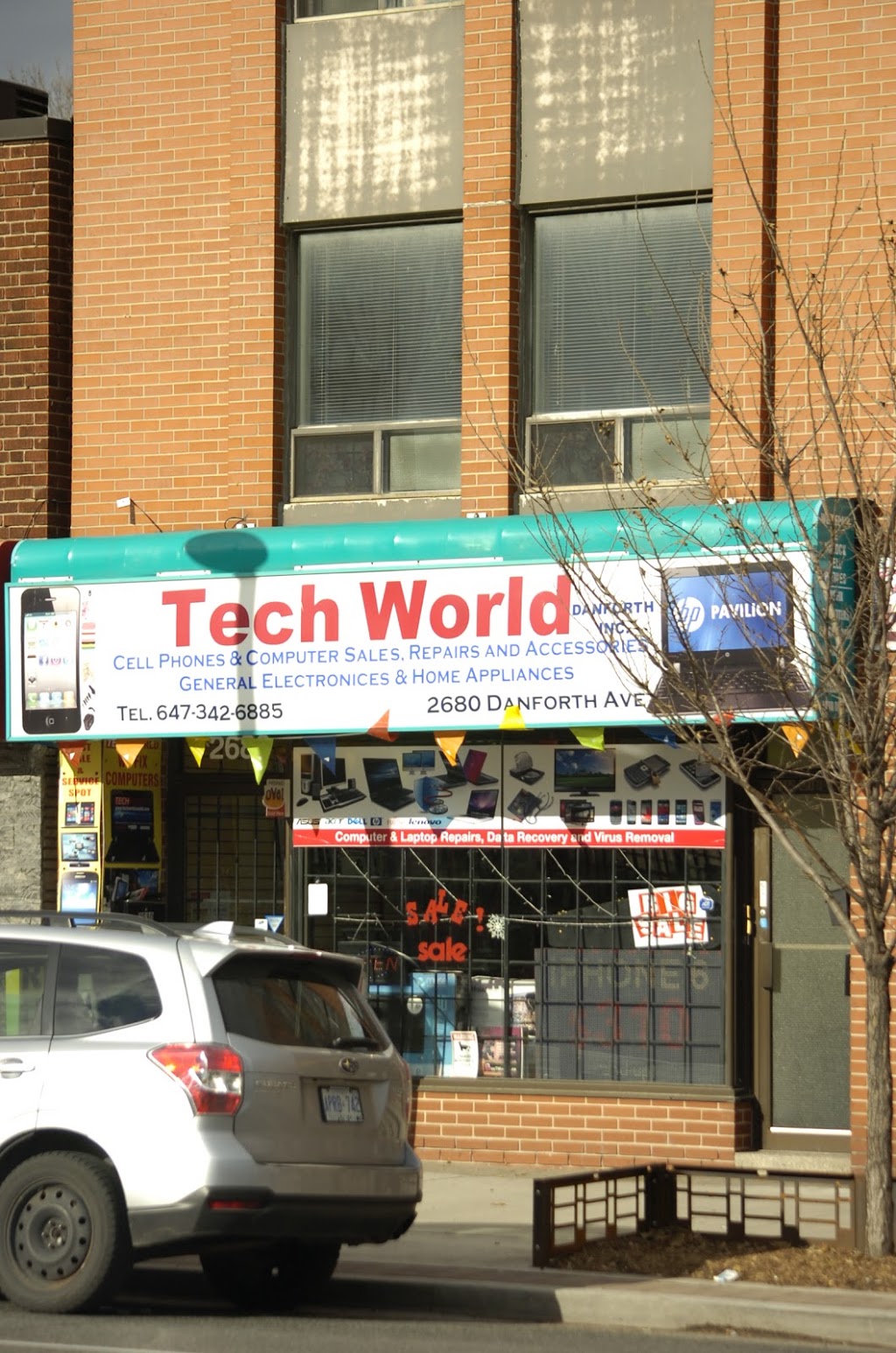 Tech World Danforth | 2680 Danforth Ave, Toronto, ON M4C 1L7, Canada | Phone: (647) 342-6885