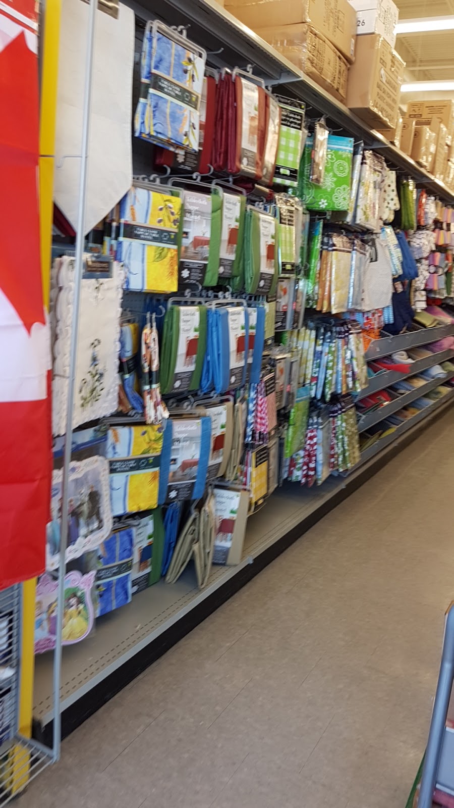 Dollarama | 1375 Weber St E HiWay Centre, Kitchener, ON N2A 3Y7, Canada | Phone: (519) 340-3019