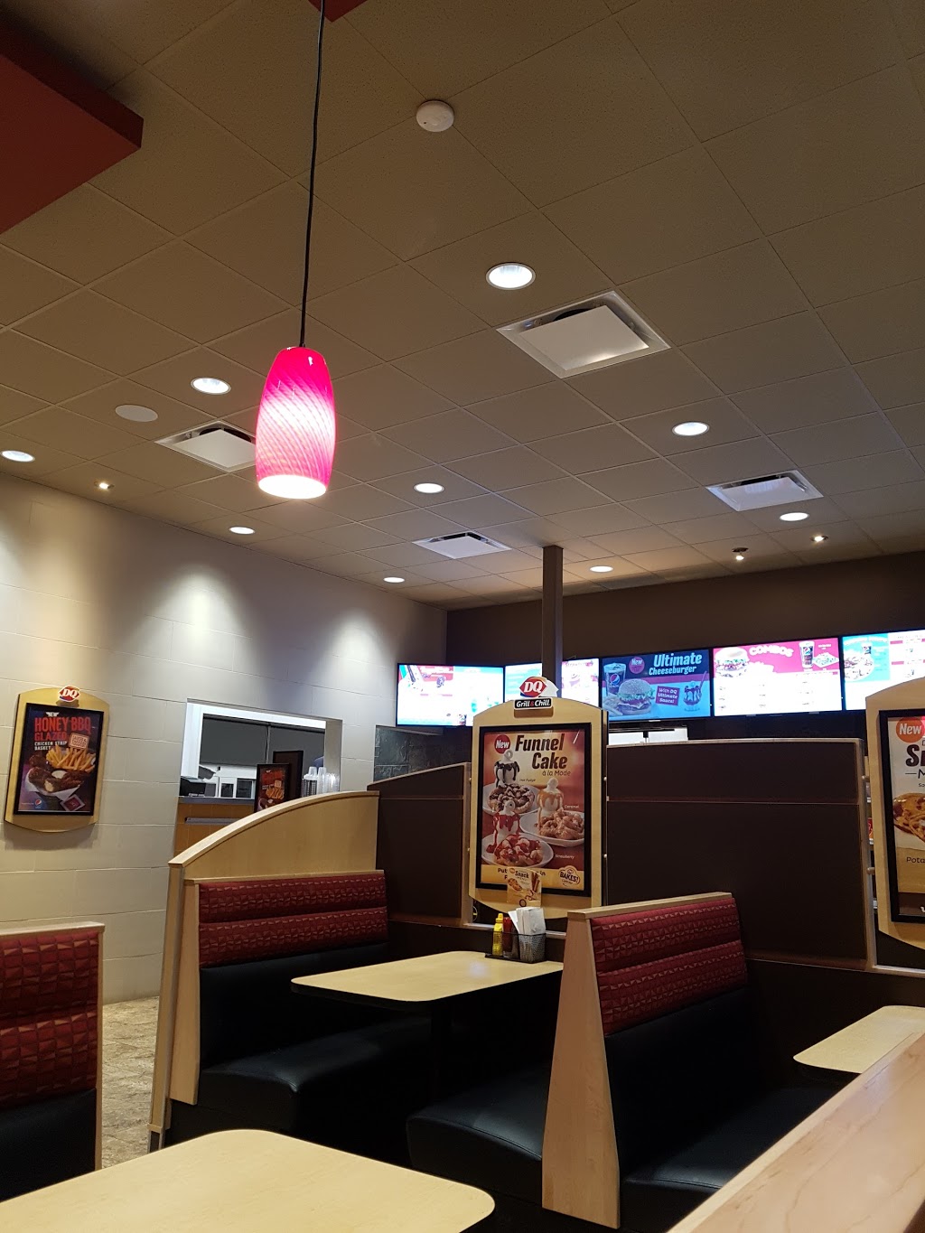 Dairy Queen Grill & Chill | 2547 17 St NW, Edmonton, AB T6T 0Y7, Canada | Phone: (780) 485-5118