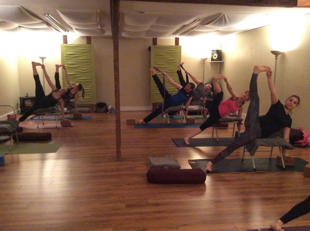 Mouvance | Yoga Drummondville | 575 Rue Saint Alfred, Drummondville, QC J2C 4B1, Canada | Phone: (819) 472-2379