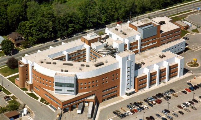 Guelph General Hospital | 115 Delhi St, Guelph, ON N1E 4J4, Canada | Phone: (519) 822-5350