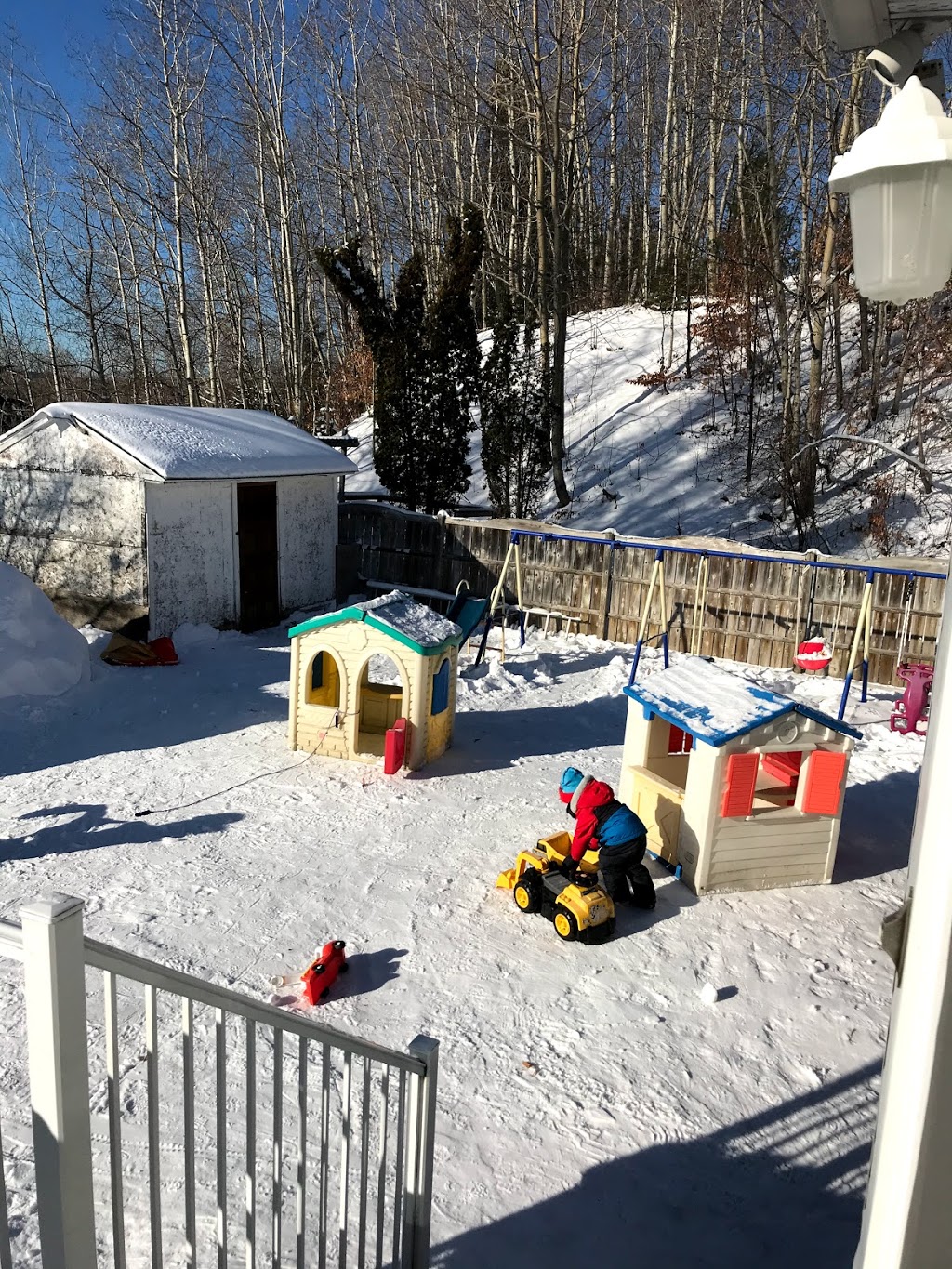 Nursery Les Petits Bourgeons | 5 Rue Paquin, Shawinigan, QC G9N 8A7, Canada | Phone: (819) 537-0200