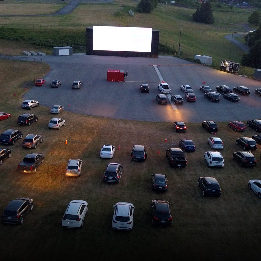 On The Grand Drive-in | 425 Bingemans Centre Dr, Kitchener, ON N2B 3X7, Canada | Phone: (519) 744-1555