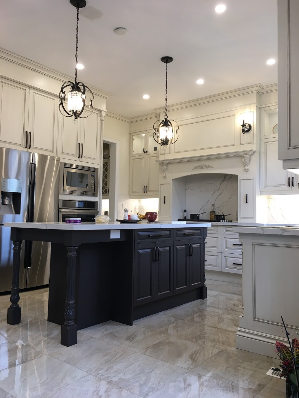 Cady Kitchens & Custom Cabinetry | 22 Strathearn Ave #7B, Brampton, ON L6T 4X7, Canada | Phone: (905) 488-7869