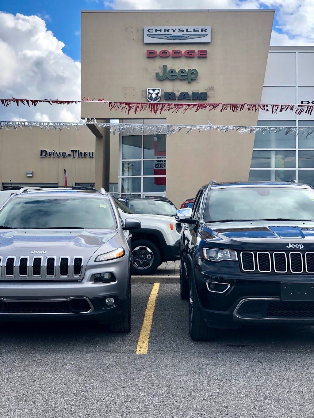 Orleans Dodge Chrysler Jeep Ram | 1465 Youville Dr, Orléans, ON K1C 4R1, Canada | Phone: (613) 830-1777