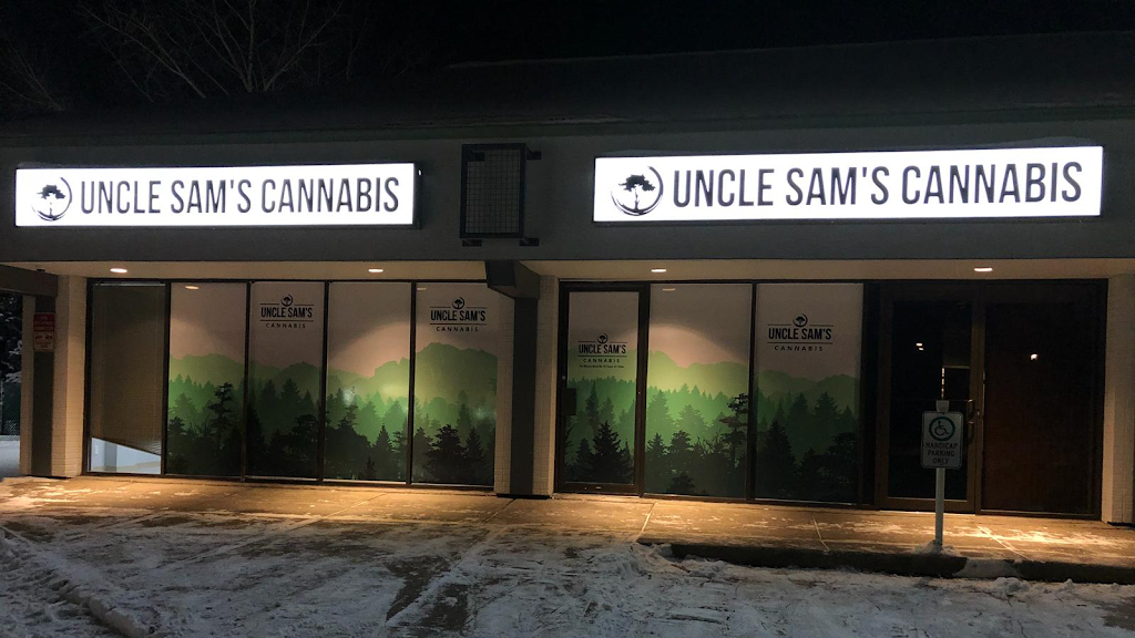 Uncle Sam’s Cannabis | 13572 Fort Rd NW, Edmonton, AB T5A 1C5, Canada | Phone: (780) 999-8459