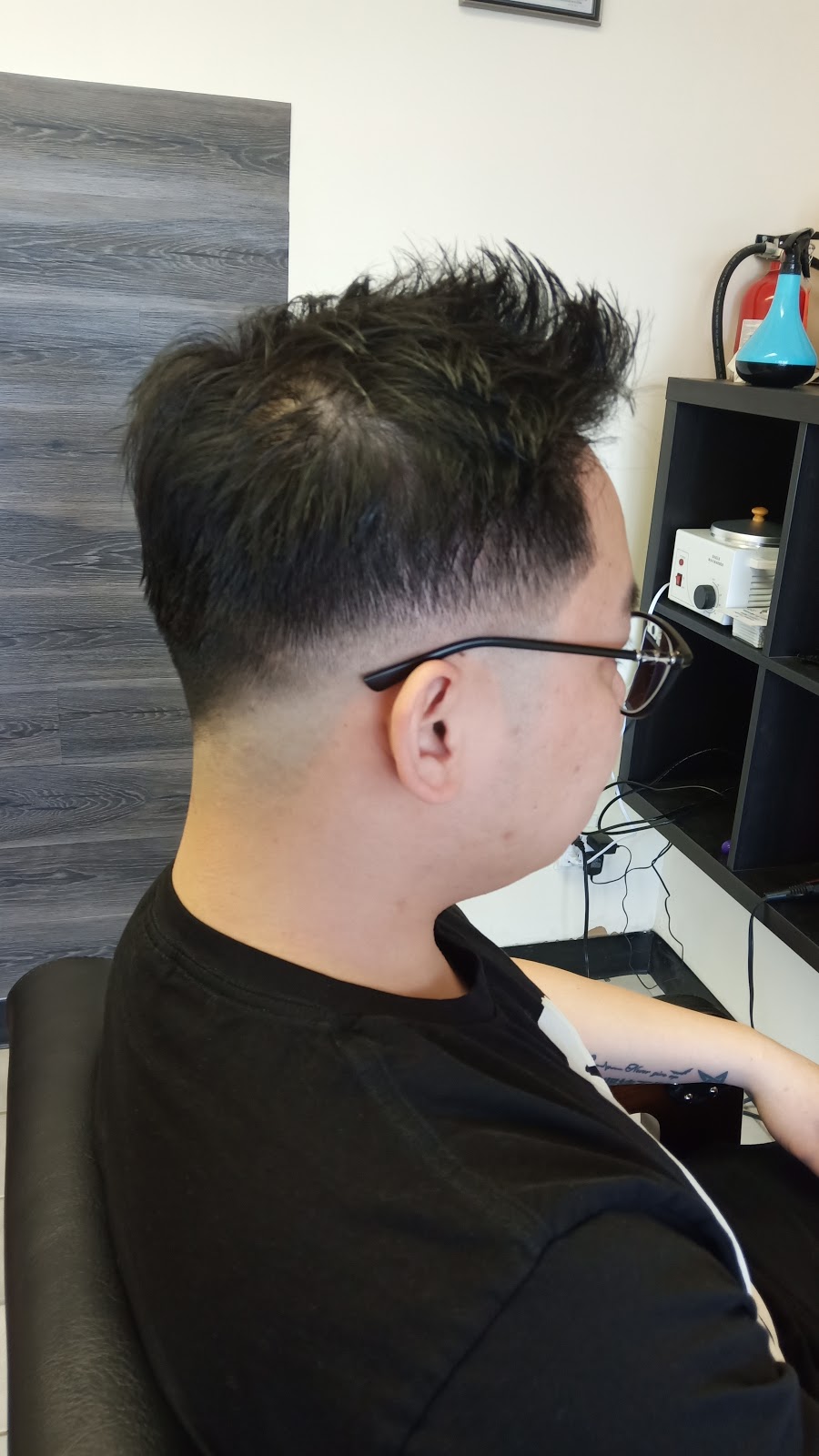 Centuries barber shop | 3401 V, Spruce Dr SW, Calgary, AB T3C 0A5, Canada | Phone: (403) 991-6638