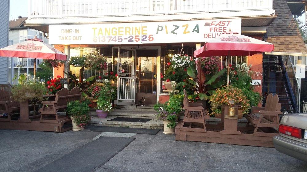 Tangerine Pizza | 969 Cummings Ave, Gloucester, ON K1J 7R9, Canada | Phone: (613) 745-2525