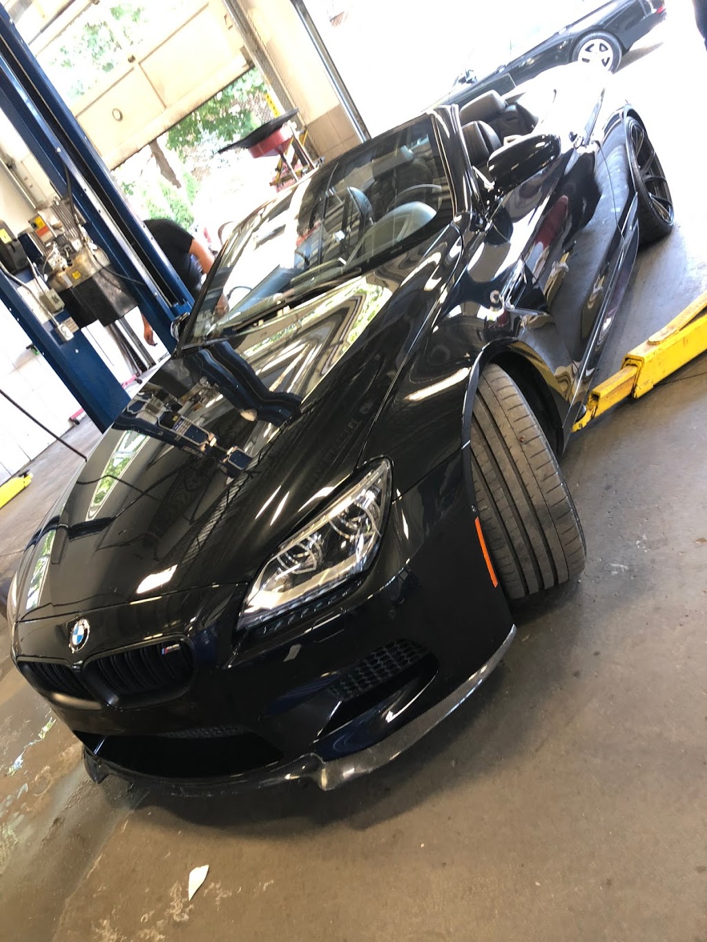 Speed AutoTech | 15681 Boul de Pierrefonds, Pierrefonds, QC H9H 5M1, Canada | Phone: (514) 696-2122