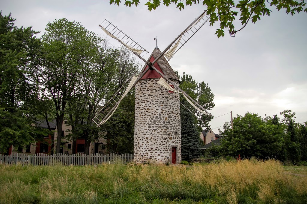 VIEUX-MOULIN DE POINTE-AUX-TREMBLES | 11640 Rue Notre-Dame Est, Pointe-aux-Trembles, QC H1B 2X5, Canada