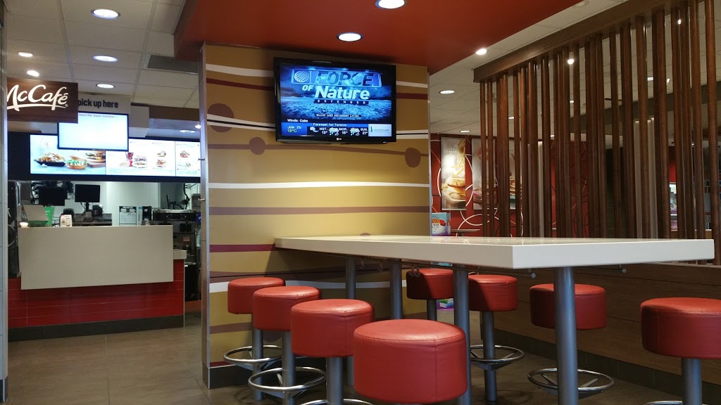 McDonalds | 3404 99 St NW, Edmonton, AB T6E 5X5, Canada | Phone: (780) 414-8327