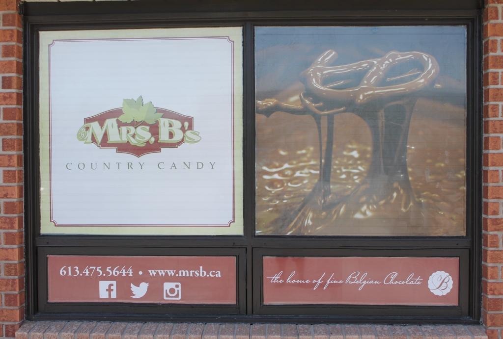 Mrs Bs Country Candy | 8 Loyalist Dr Unit #9, Brighton, ON K0K 1H0, Canada | Phone: (613) 475-5644