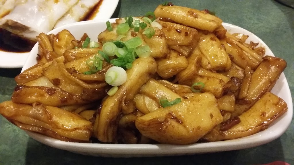 May Wah Inn Chinese Cuisine | 1689 University Ave W, Windsor, ON N9B 1C3, Canada | Phone: (519) 256-4755