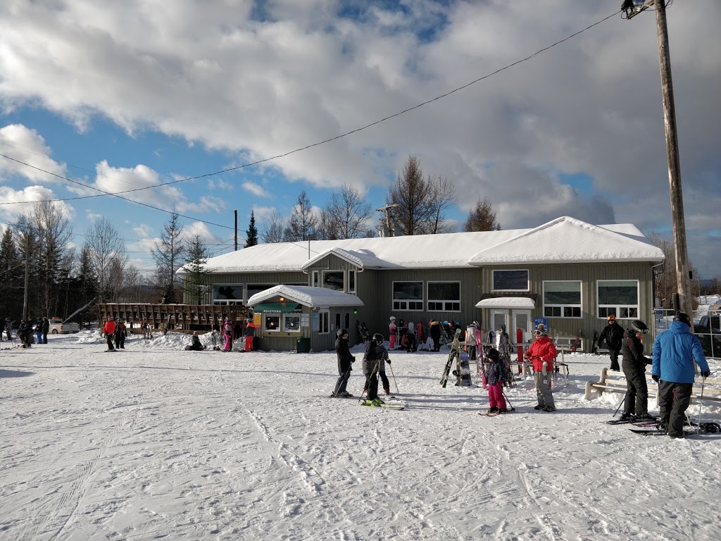 Ski Saint-Raymond | 1226 Rang Notre Dame, Saint-Raymond, QC G3L 1N4, Canada | Phone: (418) 337-2866