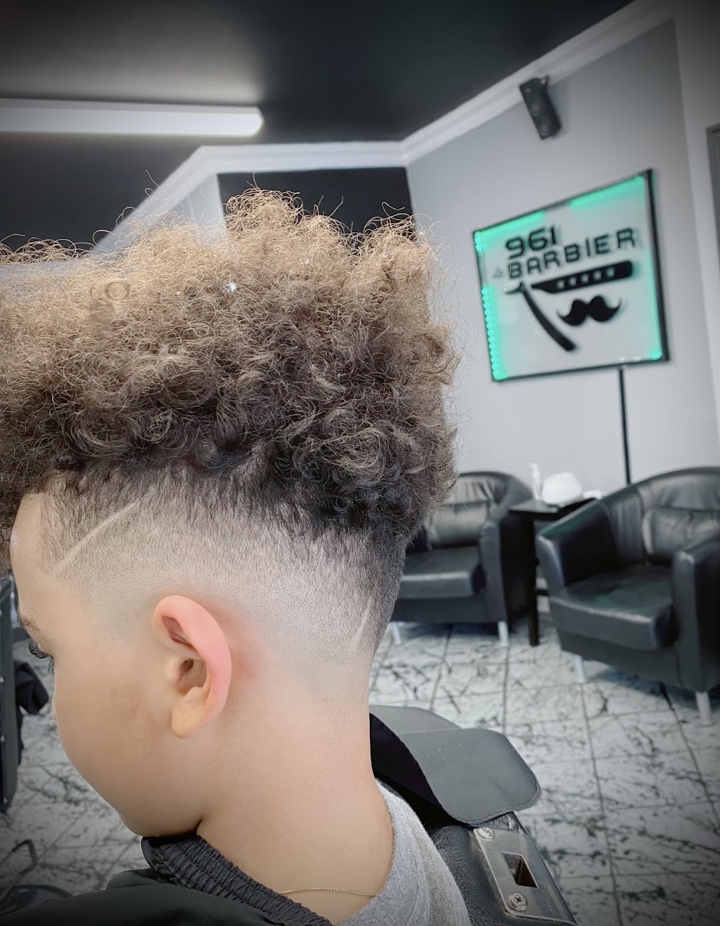 961 Barber Shop | 3901 Rue Monselet, Montréal-Nord, QC H1H 2C2, Canada | Phone: (514) 430-2743