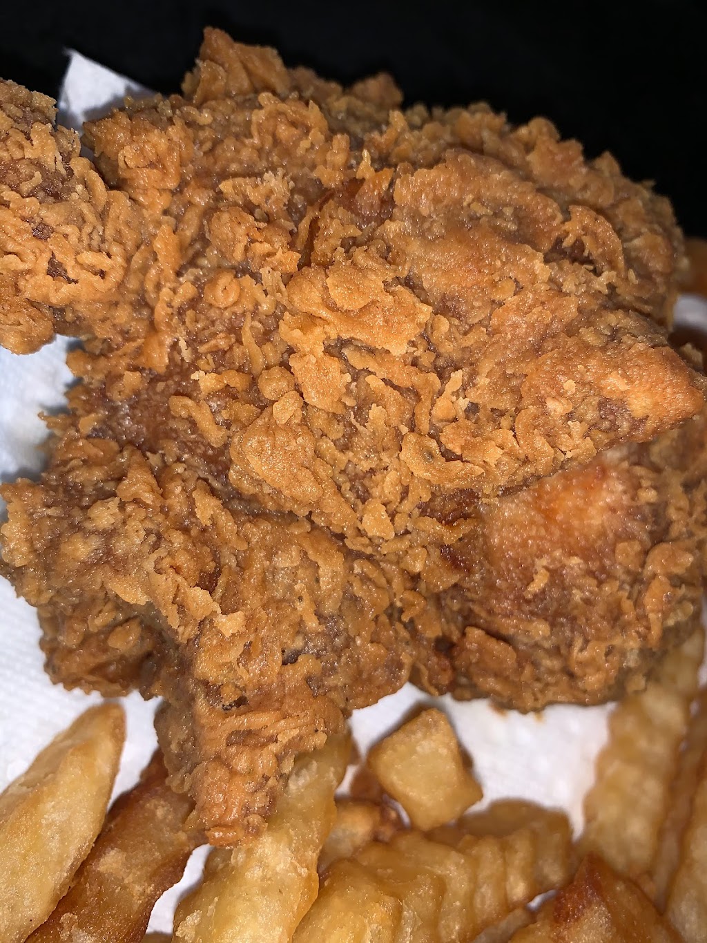 Churchs Texas Chicken 924 Dixon Rd Ontario | 924 Dixon Rd, Etobicoke, ON M9W 1J9, Canada | Phone: (416) 792-7099