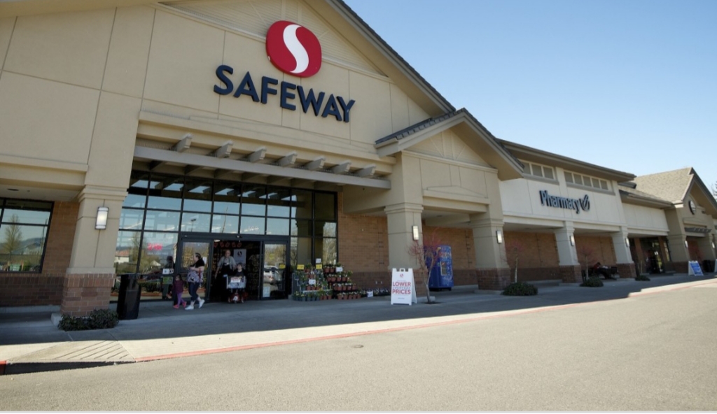 Safeway Jasper Gates | Jasper Gates, 15007 Stony Plain Rd, Edmonton, AB T5P 4W1, Canada | Phone: (780) 483-3255