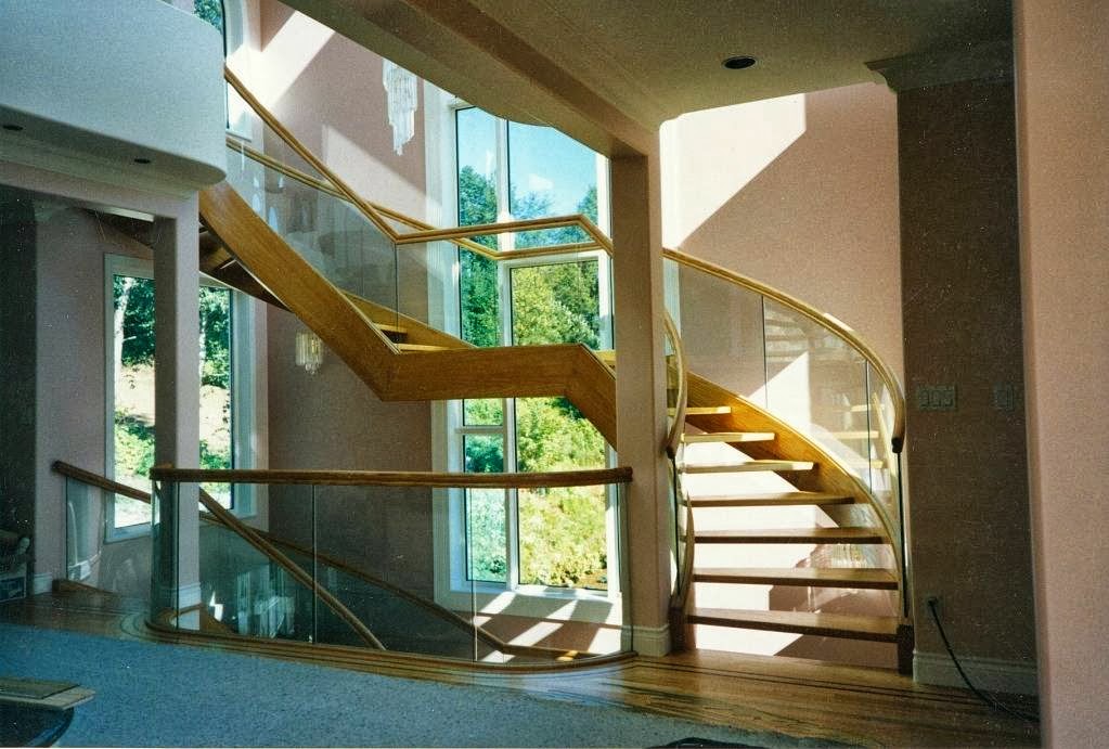 Coastal Curved Glass | 507 - 19100 Airport Way, Pitt Meadows, BC V3Y 0E2, Canada | Phone: (604) 457-4477