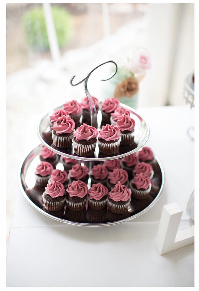 Frosted Tier Cakes | 2625 Patterson Ave unit 3, Armstrong, BC V0E 1B1, Canada | Phone: (778) 212-5677
