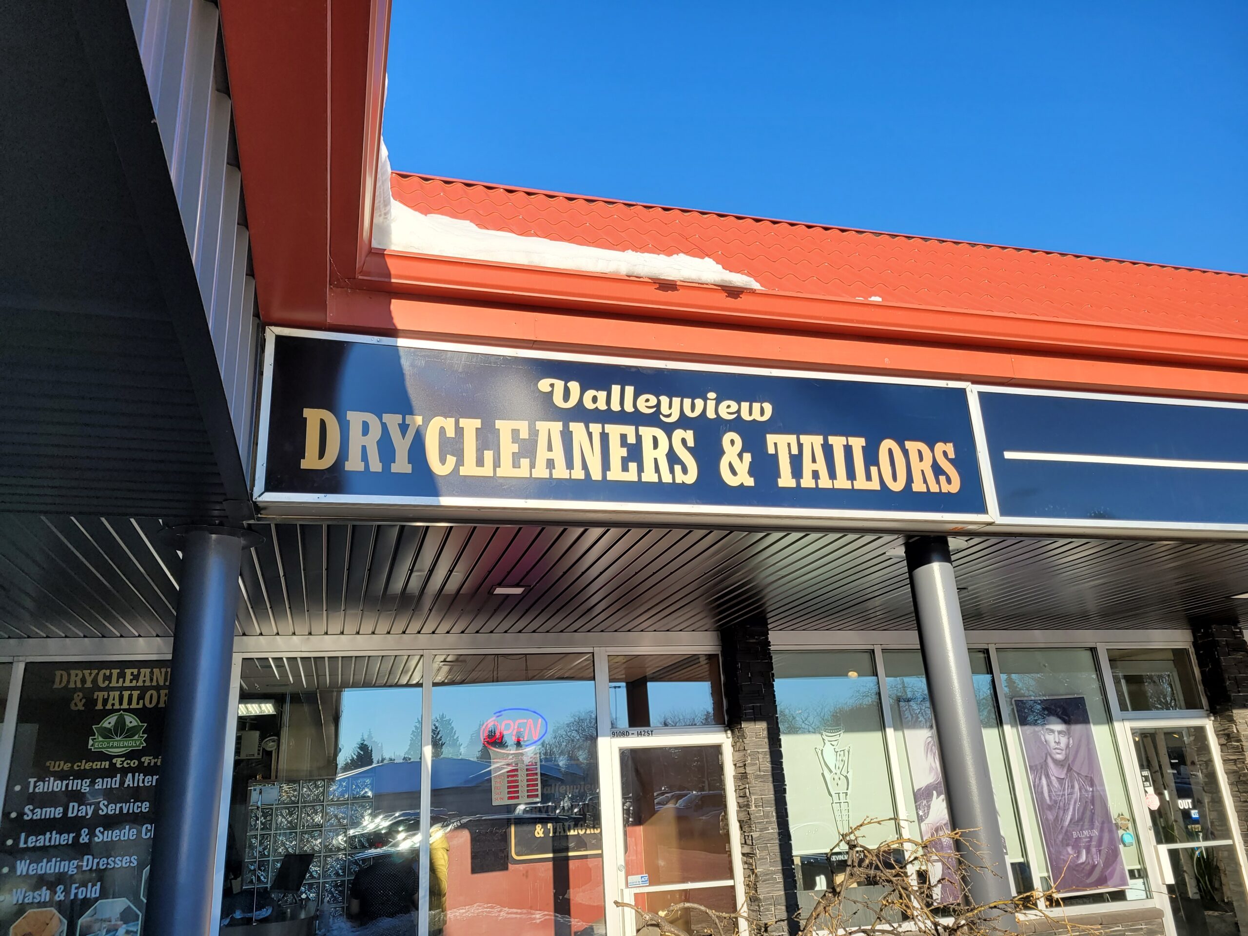 Valleyview Drycleaners &  Tailors | 9108D 142 St NW, Edmonton, AB T5R 0M7, Canada | Phone: (780) 486-0457