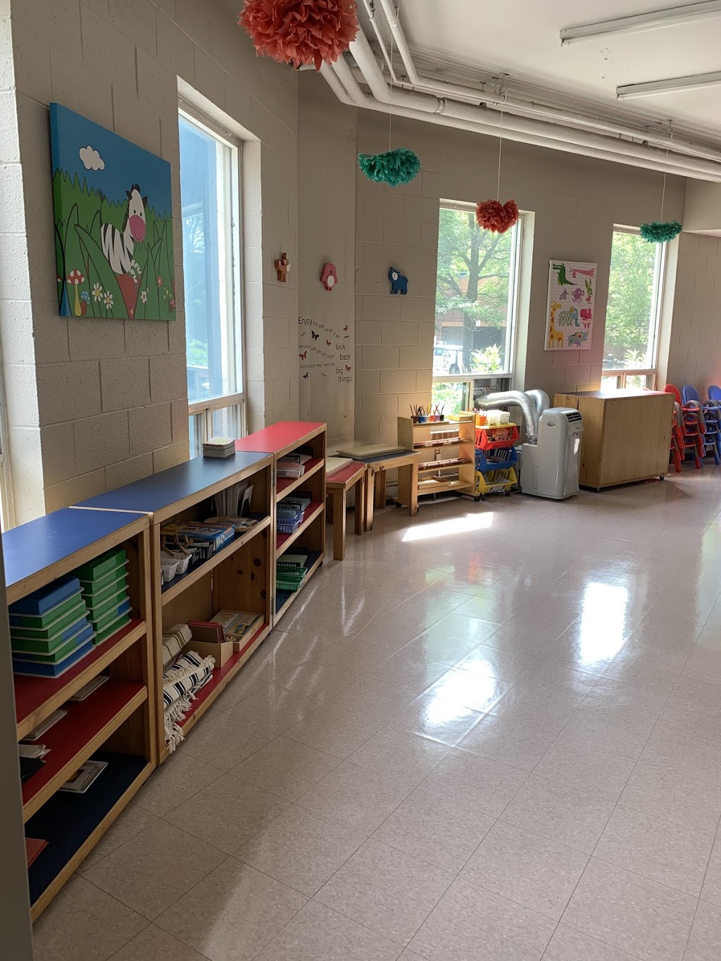 Archway Montessori School | 3385 Lawrence Ave E, Scarborough, ON M1H 1A8, Canada | Phone: (416) 438-8103