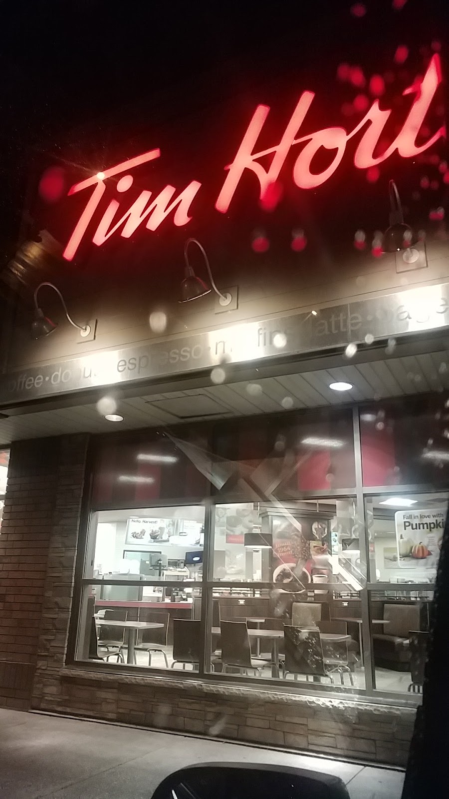 Tim Hortons | 235 Dundas St E #233, Trenton, ON K8V 1L8, Canada | Phone: (613) 392-4542