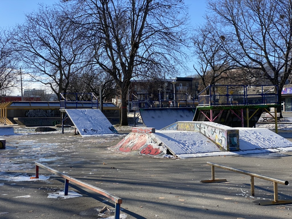 Parc Raymond-Préfontaine | 3100 Rue Hochelaga, Montréal, QC H1W 1G3, Canada | Phone: (514) 872-0311