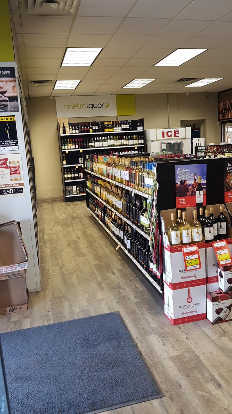 Metro Liquor West Kelowna | 1751 Ross Rd, West Kelowna, BC V1Z 3E7, Canada | Phone: (250) 769-3828