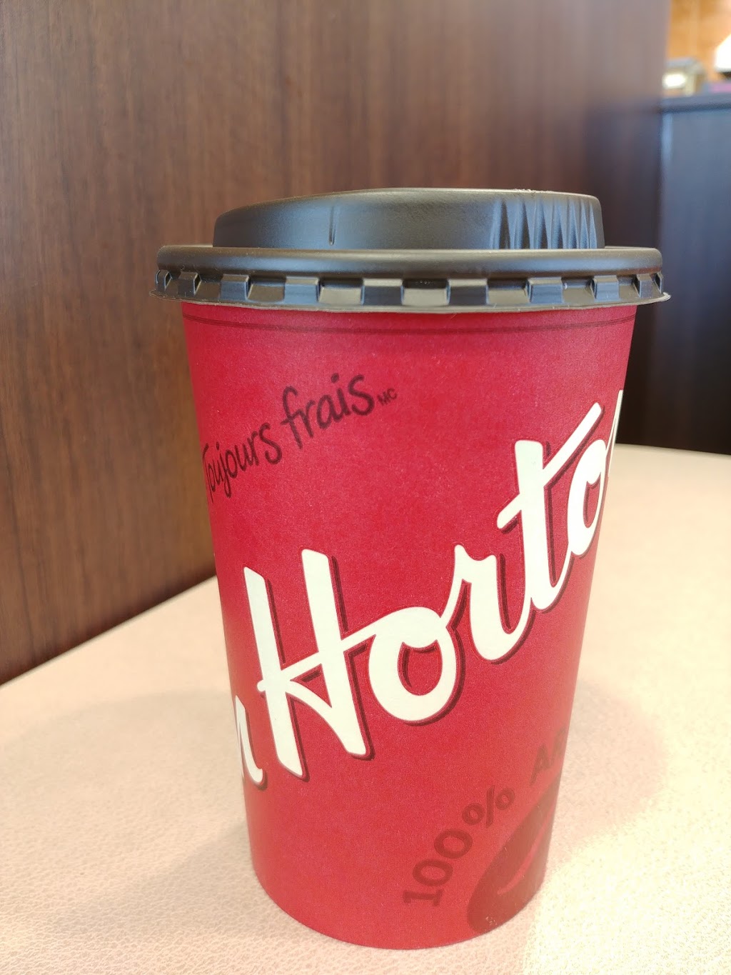 Tim Hortons | 706 Queenston Rd, Hamilton, ON L8G 1A3, Canada | Phone: (905) 560-9615