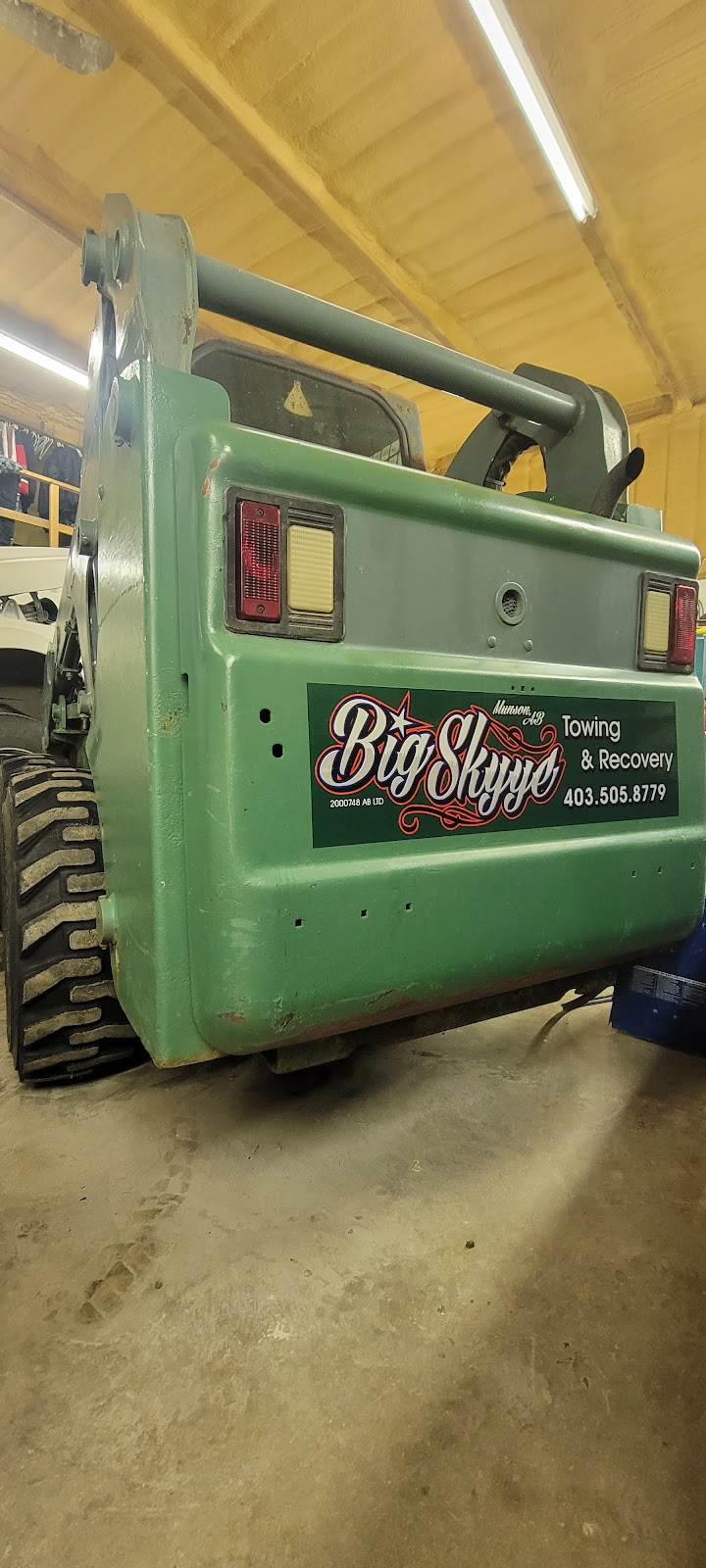 Big Skyye Towing and Recovery | 2 Main St, Munson, AB T0J 2C0, Canada | Phone: (403) 505-8779