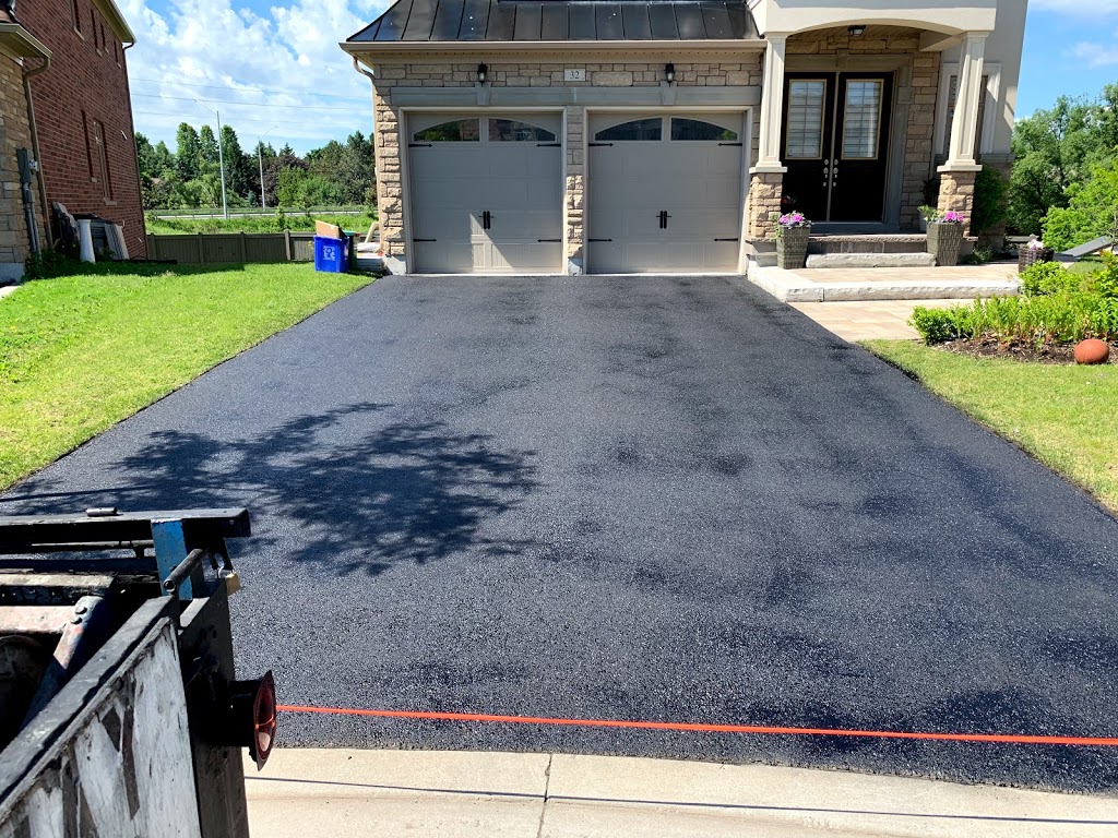 Maximum Driveway Care | 454 Donald Ct, Newmarket, ON L3X 2E3, Canada | Phone: (289) 270-7325