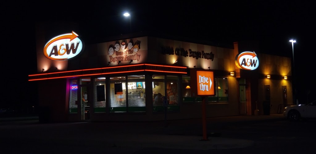 A&W Canada | 505 Grand Ave W, Chatham, ON N7L 1C5, Canada | Phone: (519) 351-9376