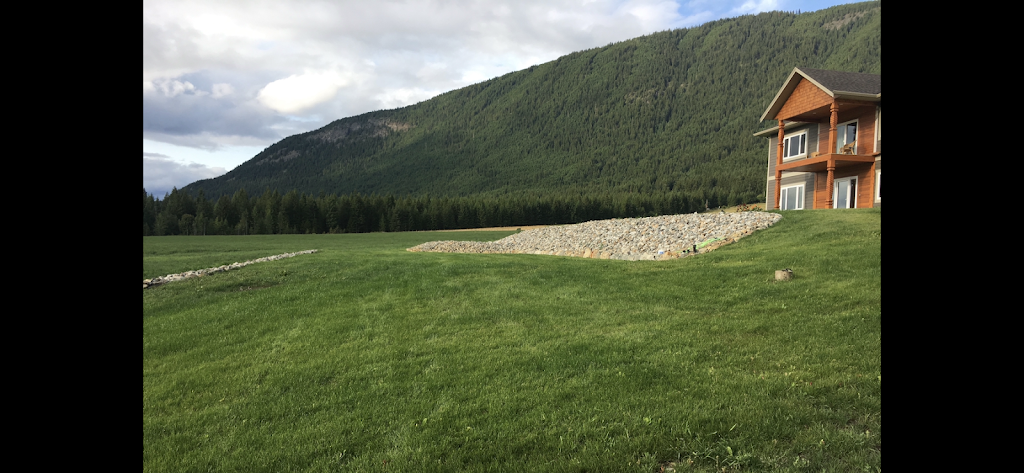 Winco Earthworks | 4207 Mikkelson Frontage Rd, Tappen, BC V0E 2X2, Canada | Phone: (250) 253-4863