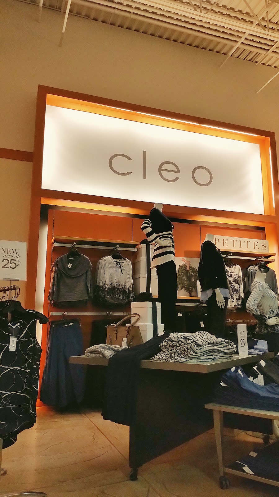 Cleo | 1400 - 1450 Ottawa St S, Kitchener, ON N2E 4E2, Canada | Phone: (519) 578-7317