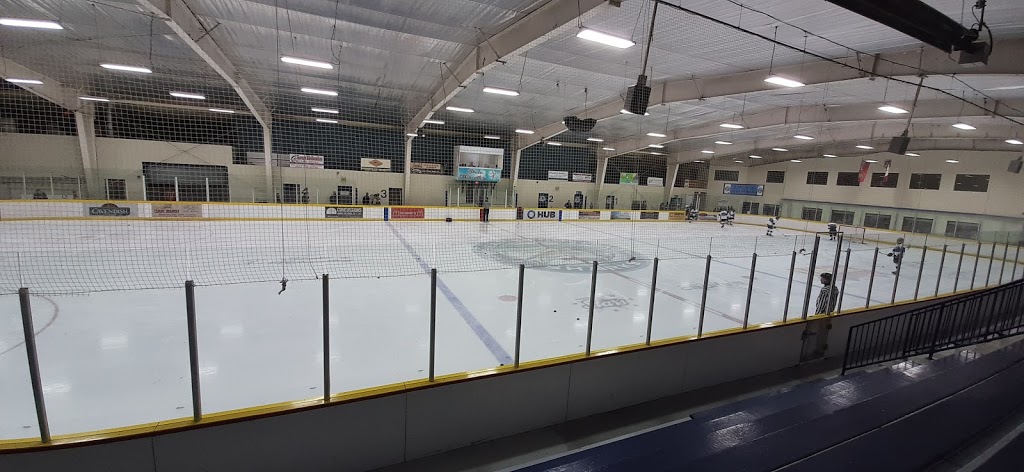 Wheatley Area Arena | 196 Erie St N, Wheatley, ON N0P 2P0, Canada | Phone: (519) 825-4355