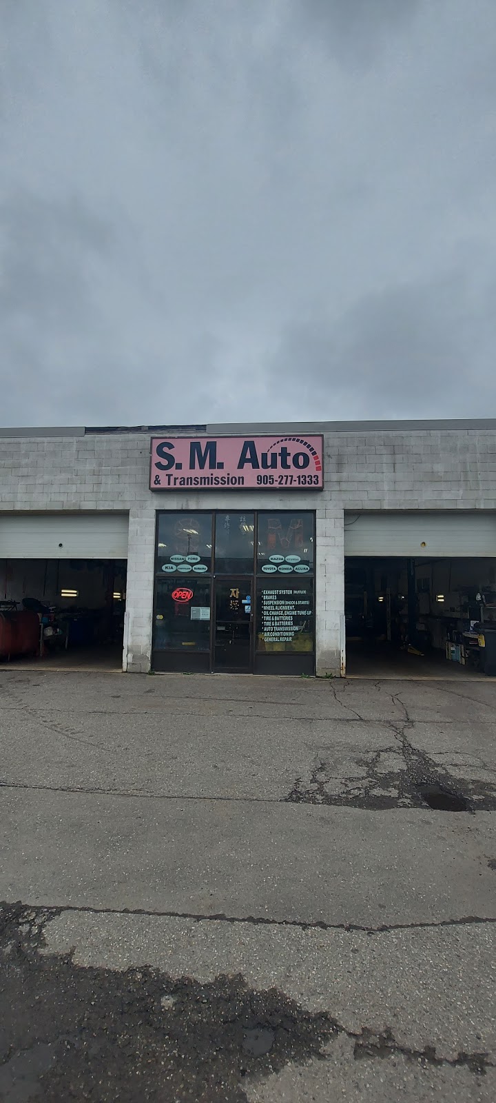 S. M. Auto & Transmition | 922 Dundas St E, Mississauga, ON L4Y 2B8, Canada | Phone: (905) 277-1333