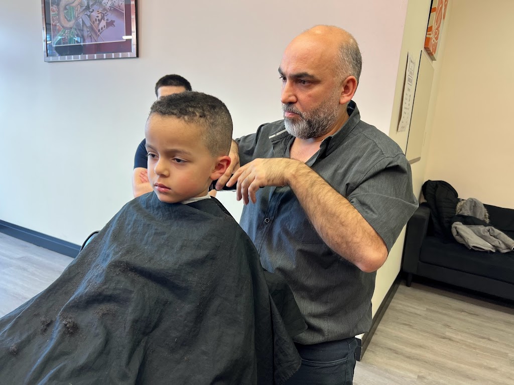 ABO ABDO BARBER SHOP | 1881 Lawrence Ave E, Scarborough, ON M1R 2Y3, Canada | Phone: (647) 740-4337
