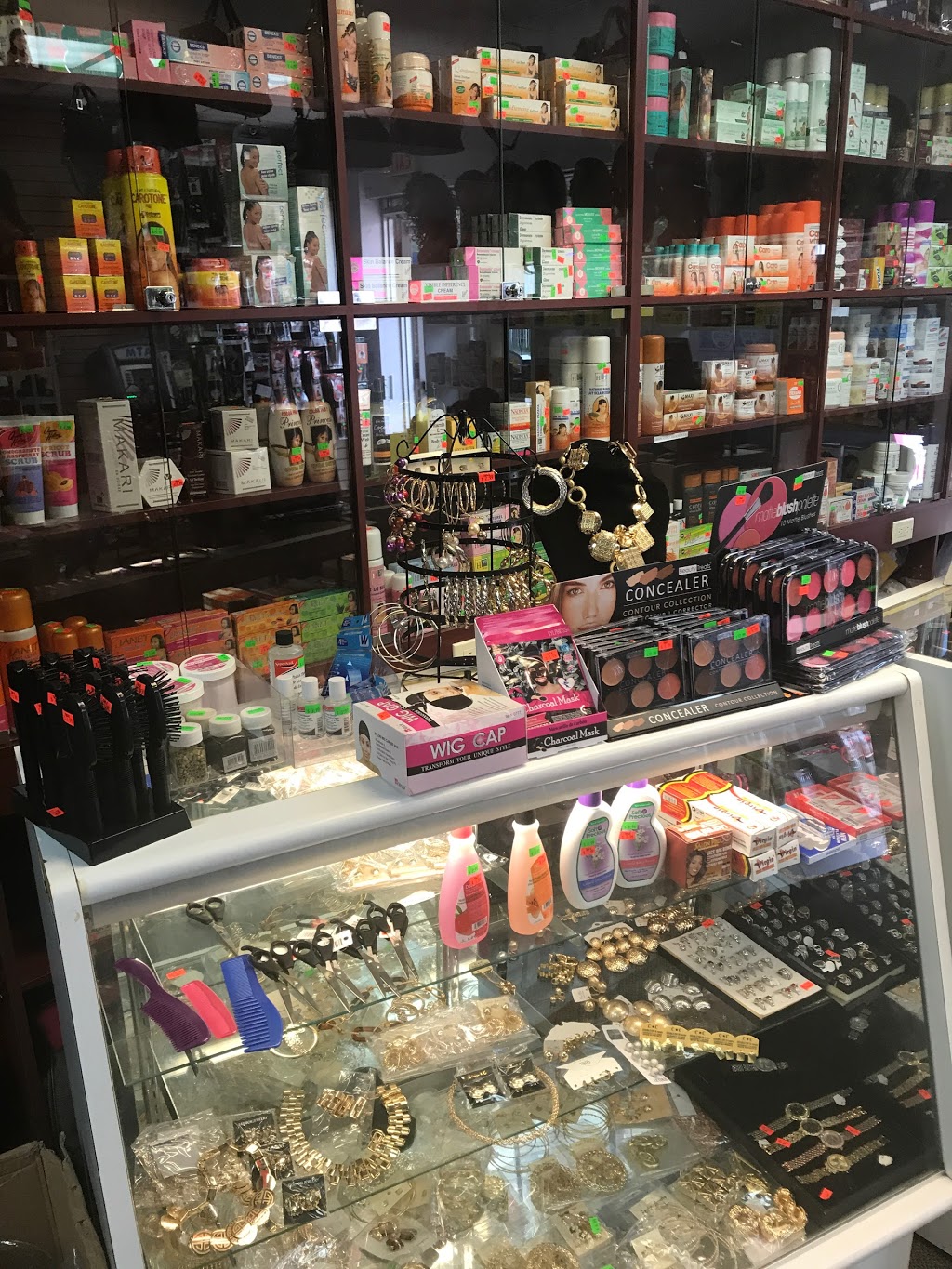 ERICA BEAUTY SUPPLY STORE & SALON | 2475 Finch Ave W, North York, ON M9M 2G1, Canada | Phone: (647) 702-0024