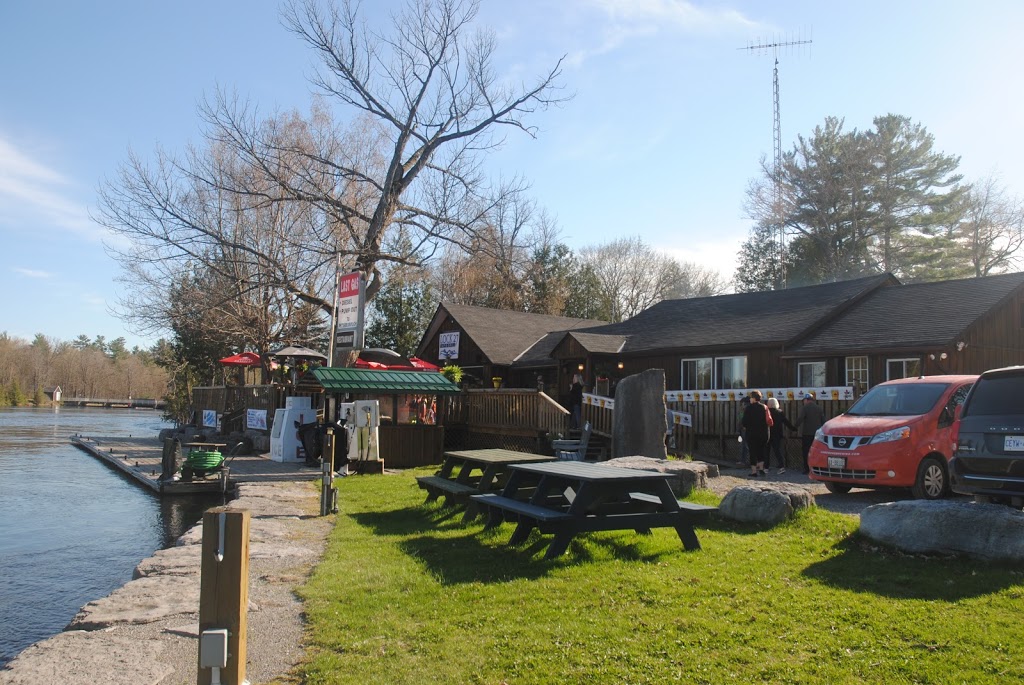 Lock 27 Tap & Grill | 2824 River Ave, Youngs Point, ON K0L 3G0, Canada | Phone: (705) 652-6000