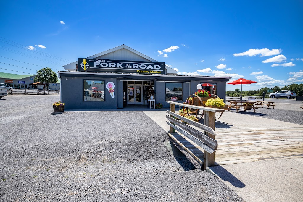 Fork In The Road Country Market | 2989 Lakefield Rd, Peterborough, ON K9J 6X9, Canada | Phone: (705) 651-3675