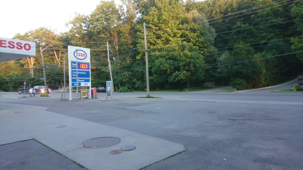 Esso | 310 Main St W, Grimsby, ON L3M 1S6, Canada | Phone: (905) 945-8032