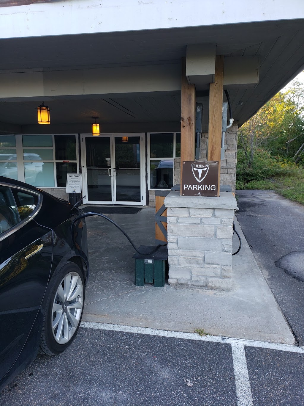 Tesla Destination Charger | 1217 N Muldrew Lake Rd, Gravenhurst, ON P1P 1T9, Canada | Phone: (705) 687-7900