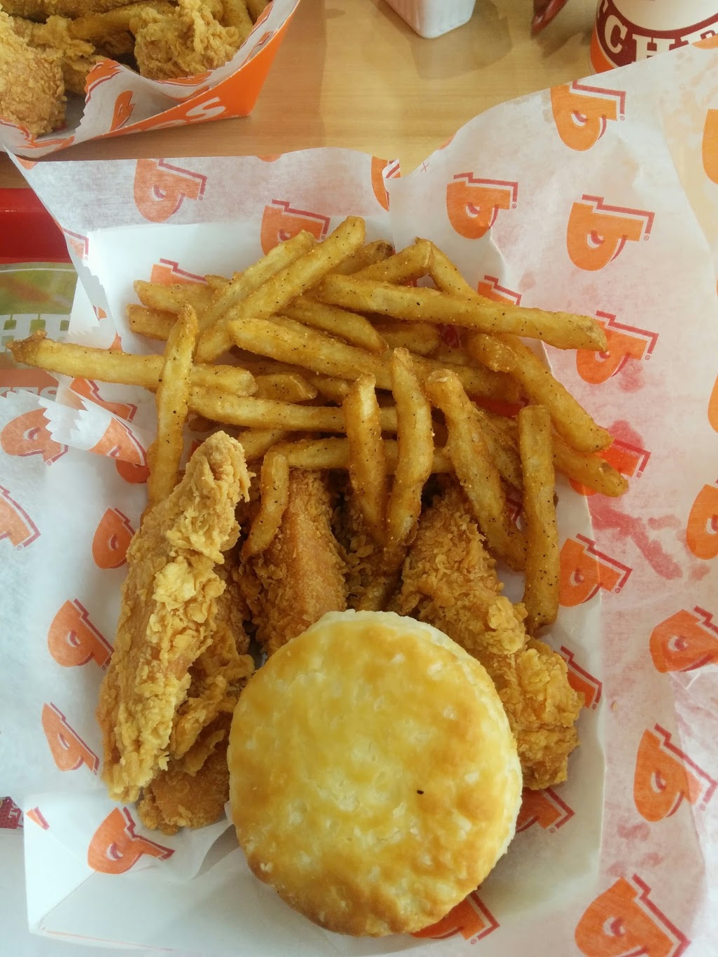 Popeyes Louisiana Kitchen | 5101 Dixie Rd #1, Mississauga, ON L4W 4J7, Canada | Phone: (905) 212-9800