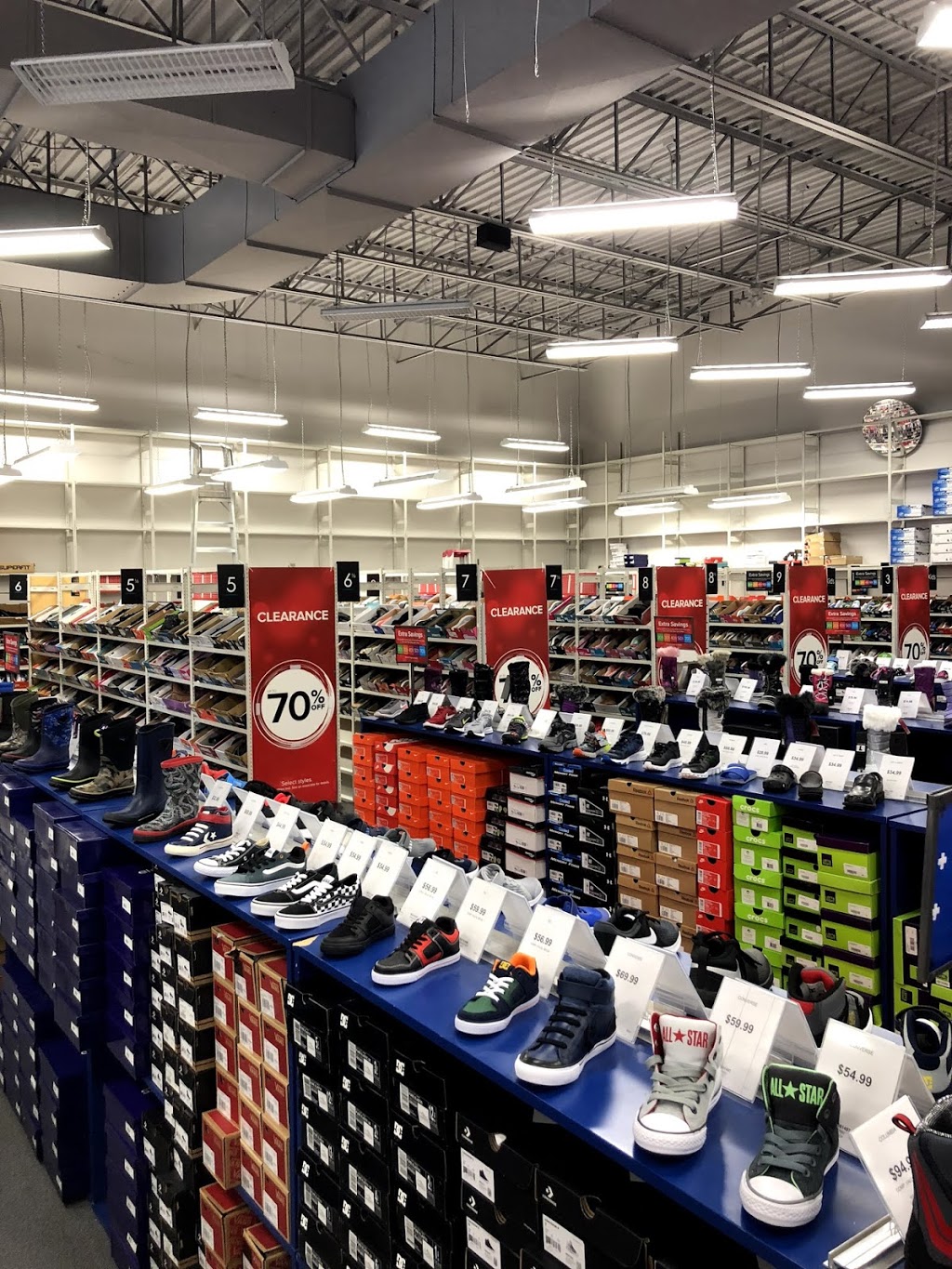 The Shoe Company | 1054 Centre St, Thornhill, ON L4J 8E5, Canada | Phone: (905) 763-5722