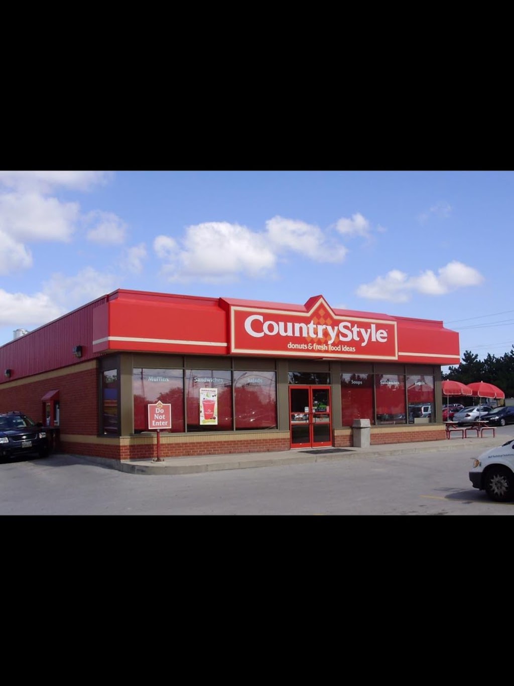 Country Style Donuts | 104 King St W, Stoney Creek, ON L8G 1J2, Canada | Phone: (905) 662-0273