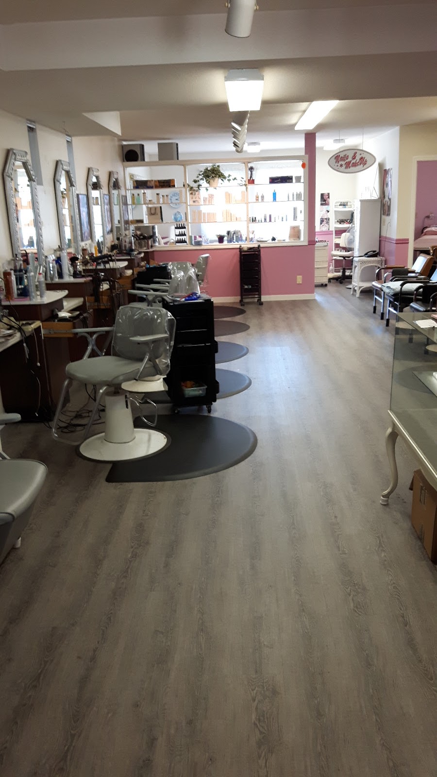 Guys & Gals Hair | 5503 203 St, Langley Twp, BC V3A 1W1, Canada | Phone: (604) 530-1914