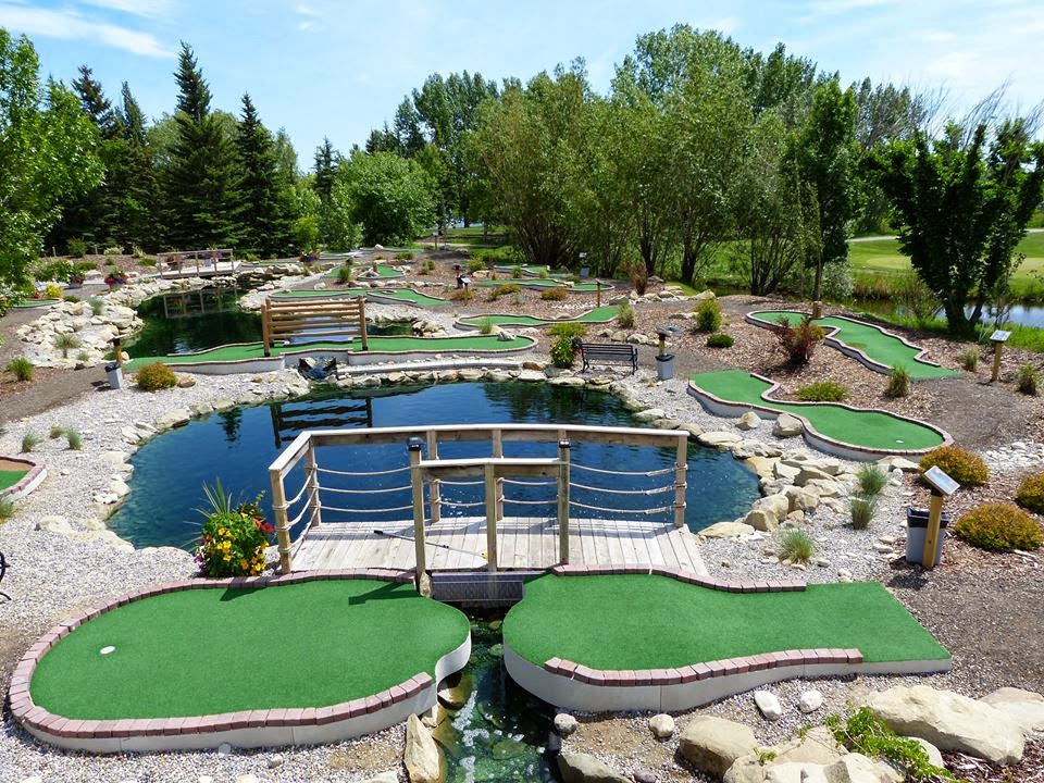 Crystal Ridge Golf Club | 9 Crystal Green Ln, Okotoks, AB T1S 1A4, Canada | Phone: (403) 995-5563