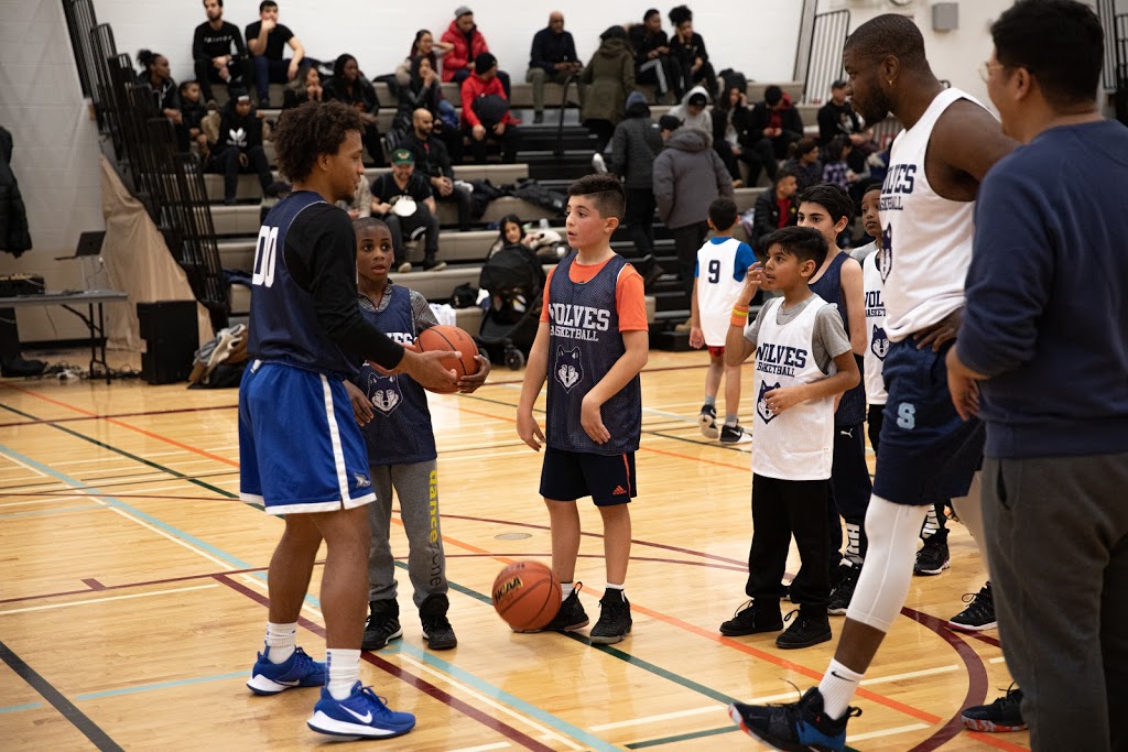 WOLVES BASKETBALL | 4020 Major MacKenzie Dr W, Vaughan, ON L4H 4E9, Canada | Phone: (705) 500-9653