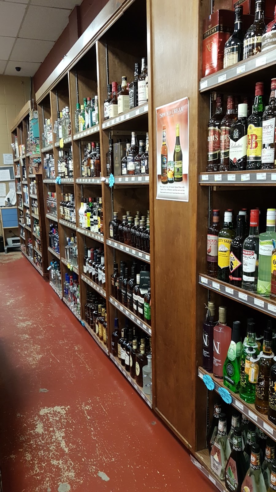 Gibbons Liquor Loft | 4907 50 Ave, Gibbons, AB T0A 1N0, Canada | Phone: (780) 923-3788